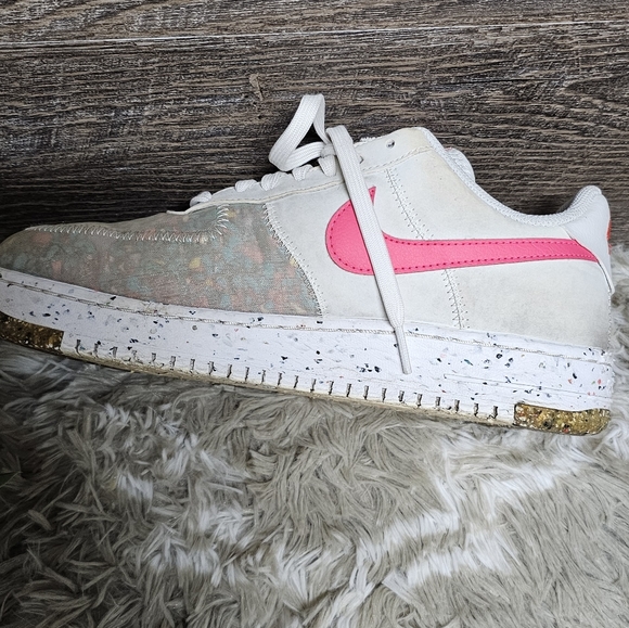 Nike Air Force 1 - Picture 5 of 13